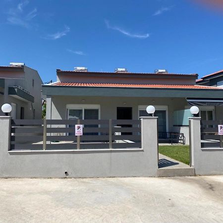 Lili Houses In Nikiti 350M From The Beach 外观 照片